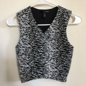 XS Black and White Aqua Crop Top